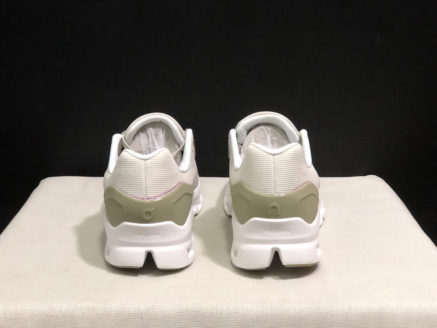 On Running Cloudstratus Breathable Support Running Shoes Khaki
