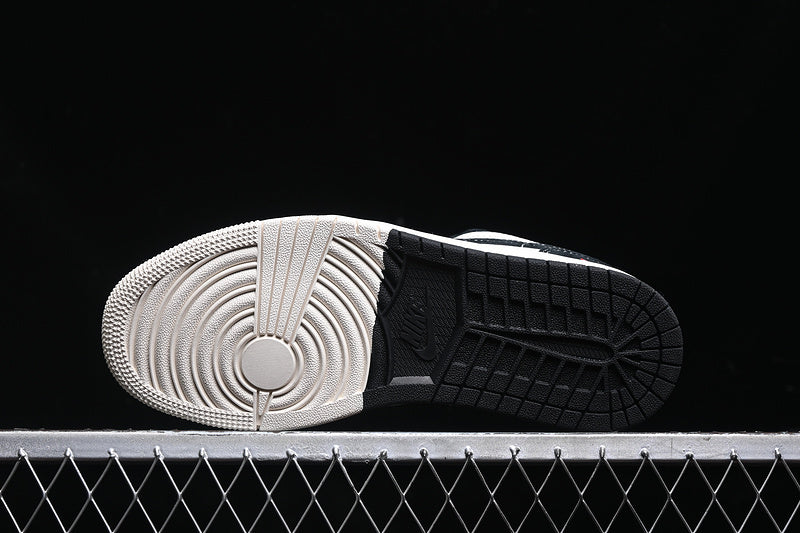 Nike Air Jordan 1 Low Supreme White Black Sneakers