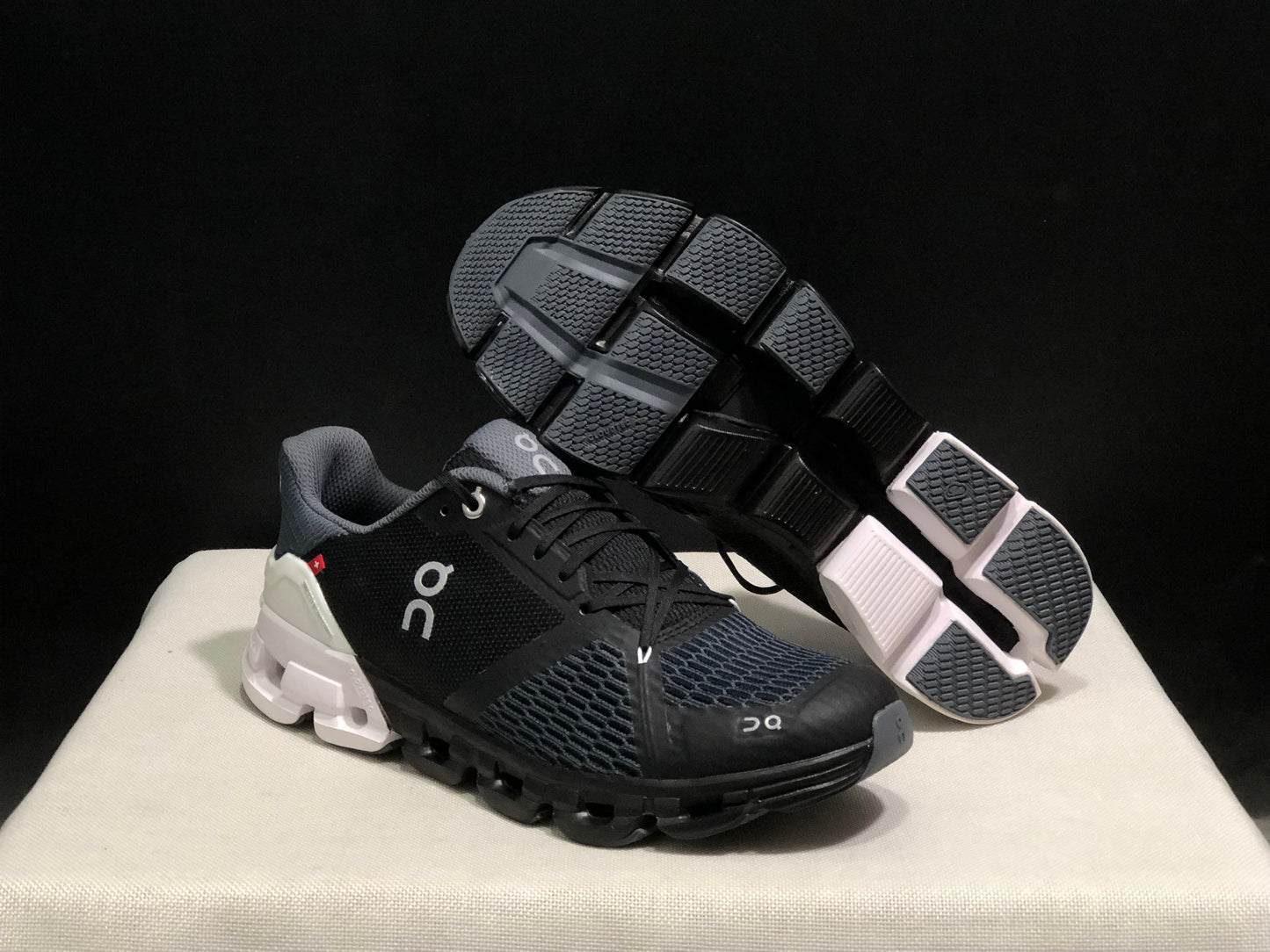 On Running Cloudflyer Black/White Shock-Absorbing Running Shoes