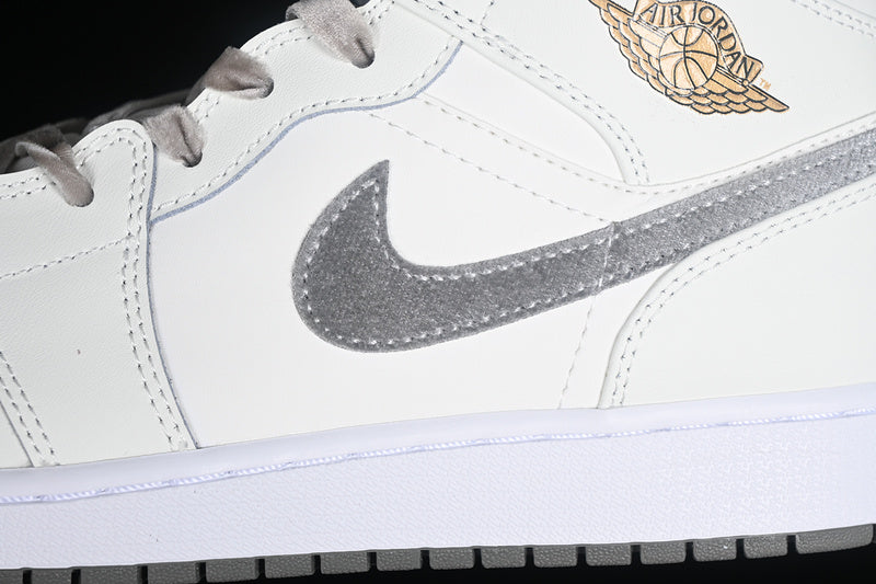 Nike Air Jordan 1 Mid SE GS Metallic Gold Grey White Sneakers