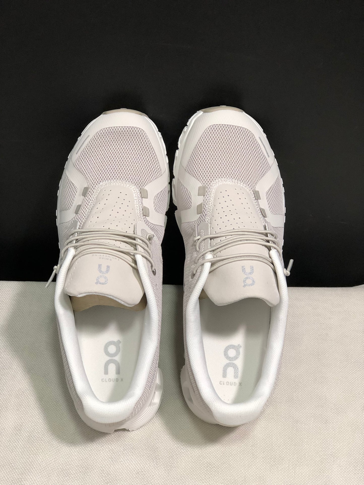 On Running Cloud 5 Lightweight Running Shoes Light Khaki