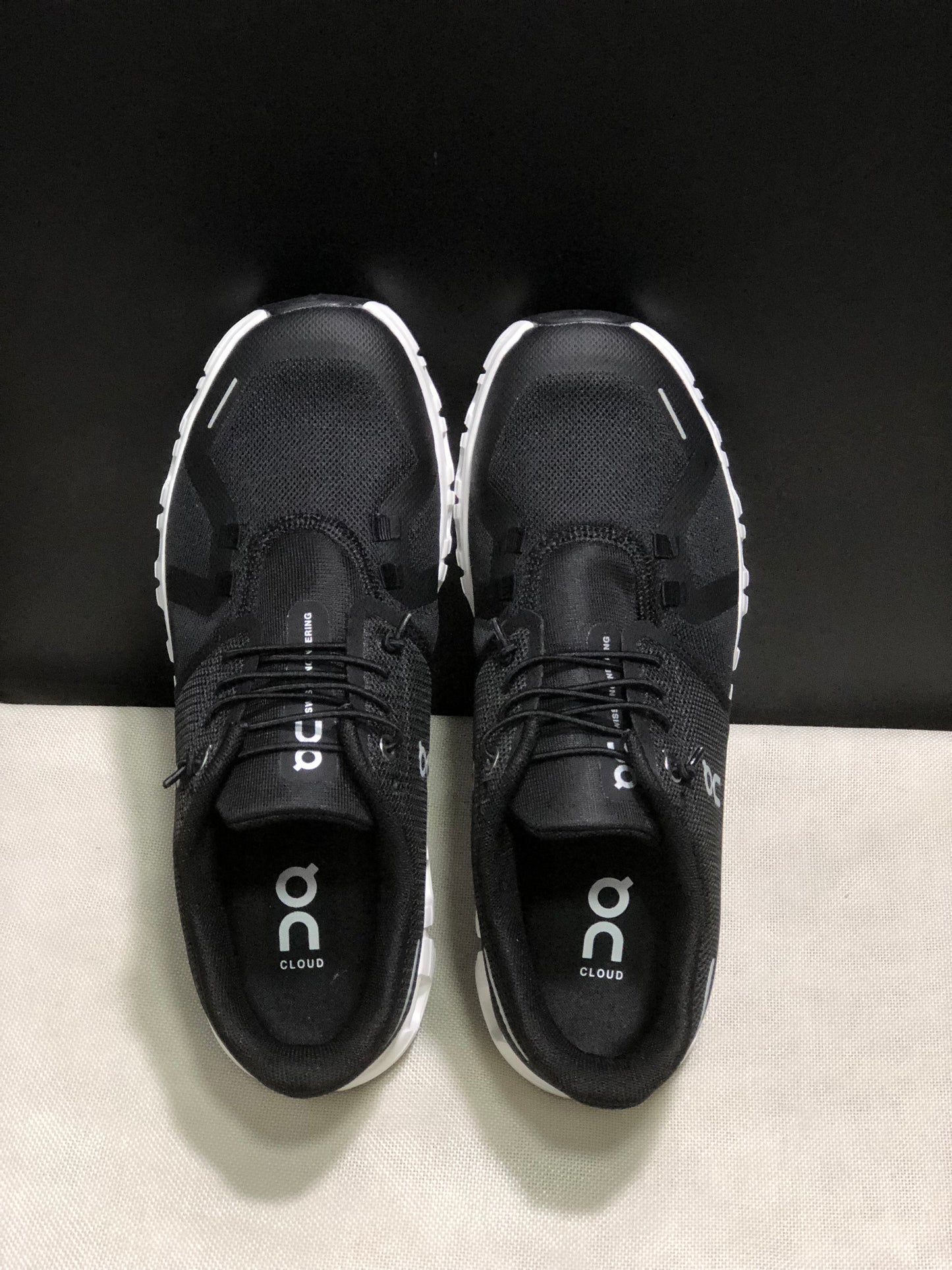 On Running Cloud 6 Black Casual Life Shoes