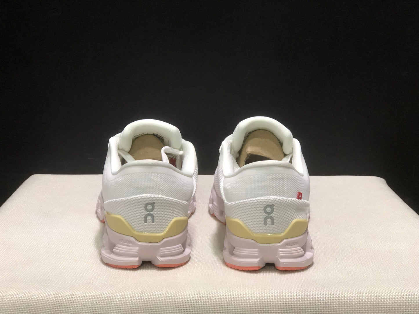 On Running Cloud X4 Comfortable Running Shoes White/Milk Powder Color