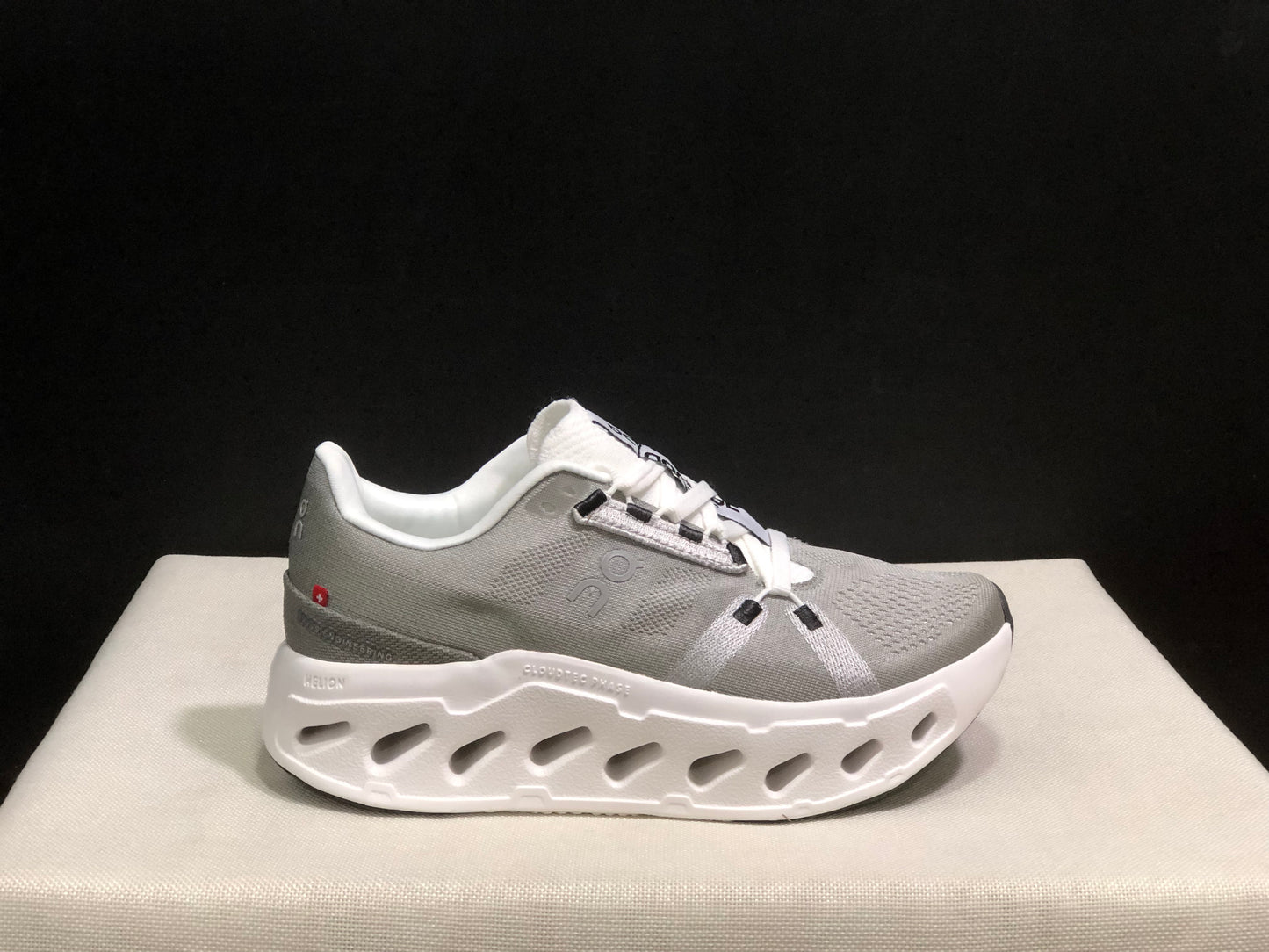 On Running Cloudeclipse Soft And Comfortable Running Shoes Alloy Ash/White