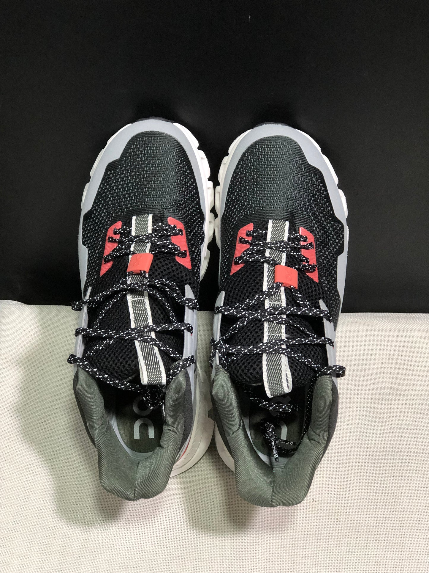 On Running Cloud Hi Edge Outdoor Training Running Shoes Black/Wolf Grey
