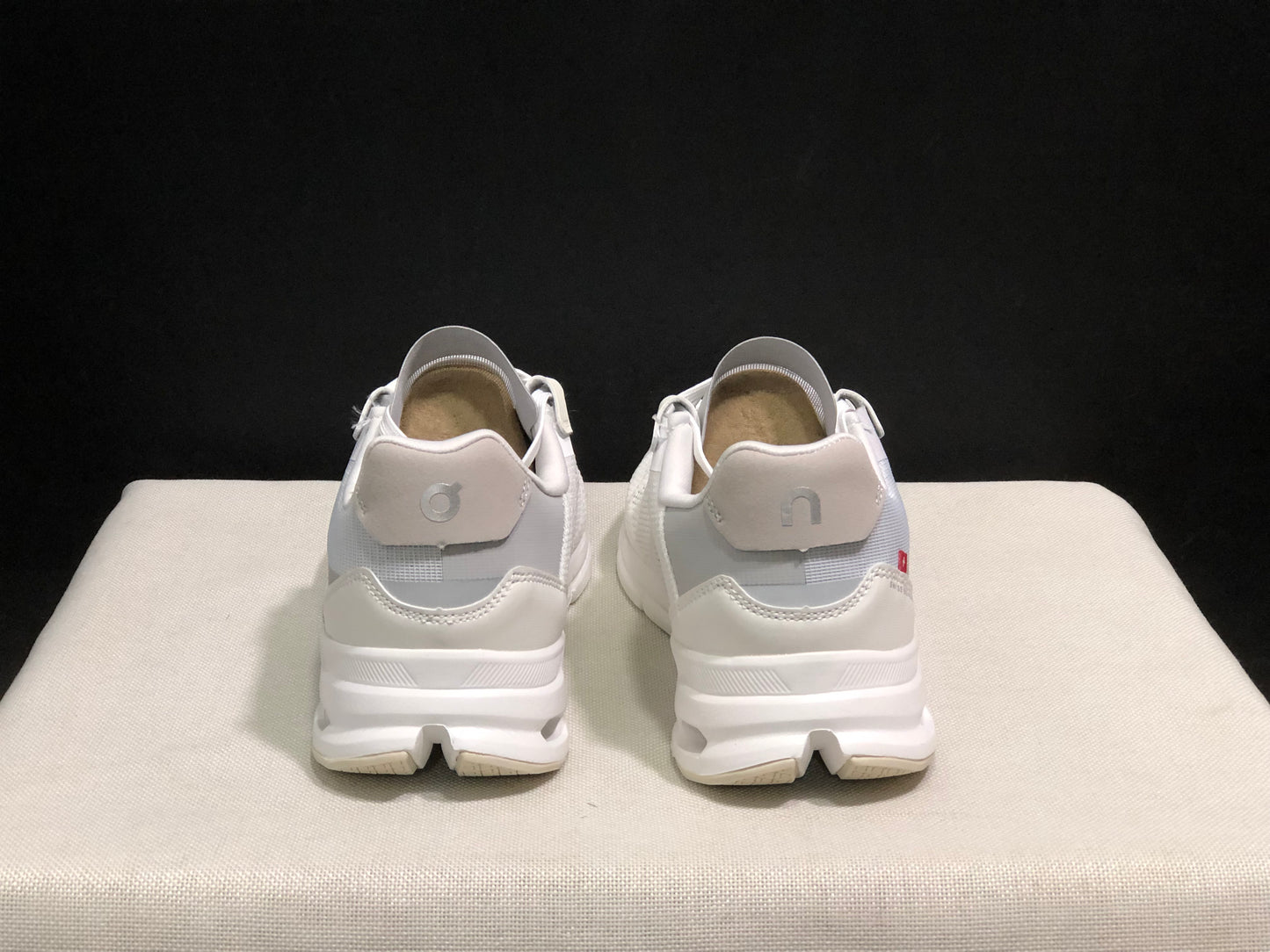 On Running Cloudrift Comfortable And Versatile Sports Casual Shoes Light Grey/Ivory White