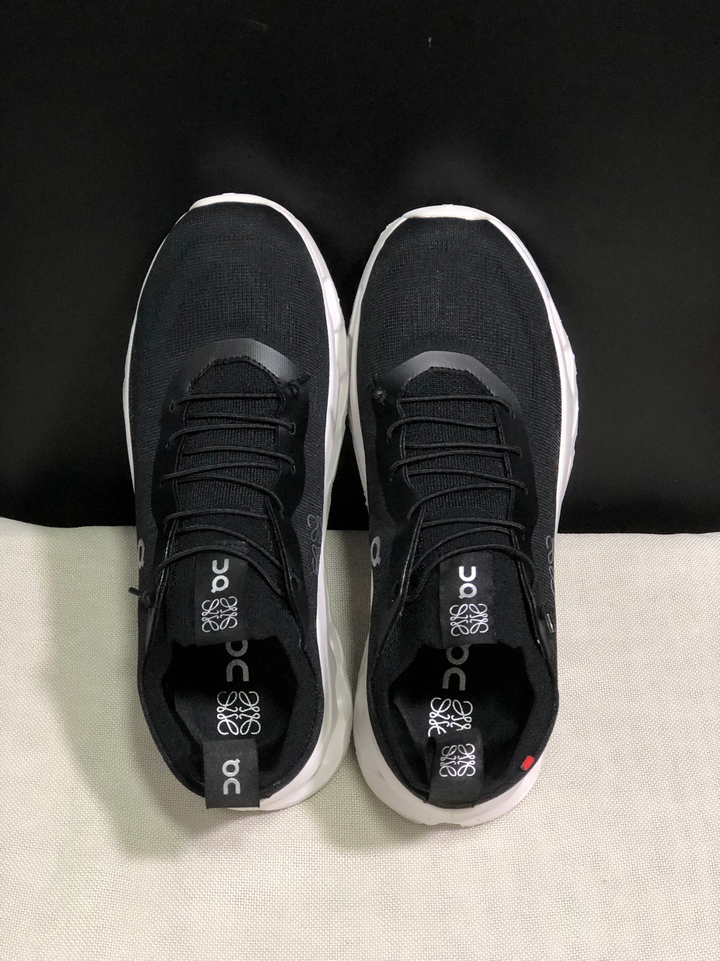 LOEWE x On Running Cloudtilt Running Shoes Co-Signed Edition Black/White