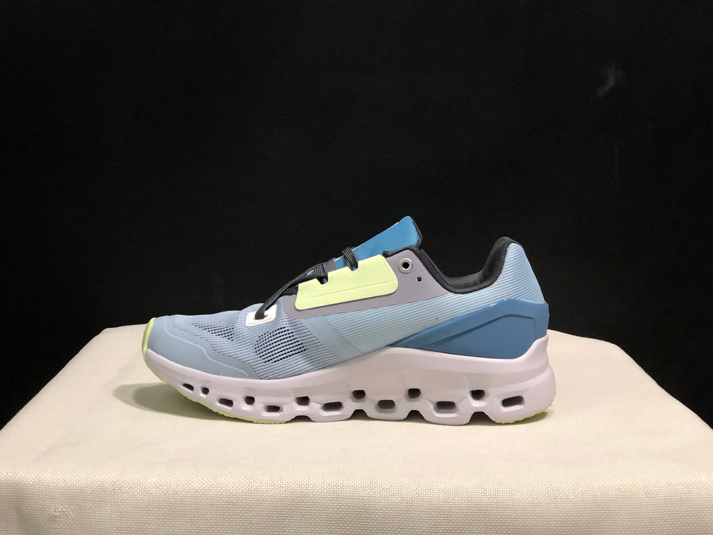 On Running Cloudstratus Breathable Support Running Shoes Grayish Blue