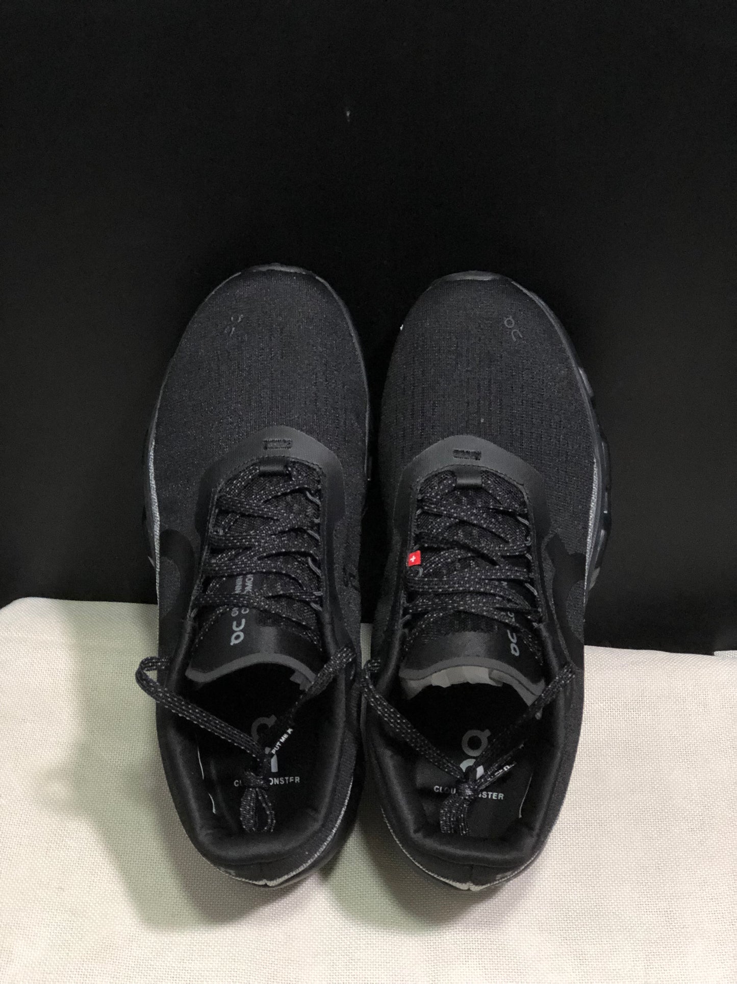 On Running Cloudmonster 2 Shock-Absorbing And Breathable Black Running Shoes