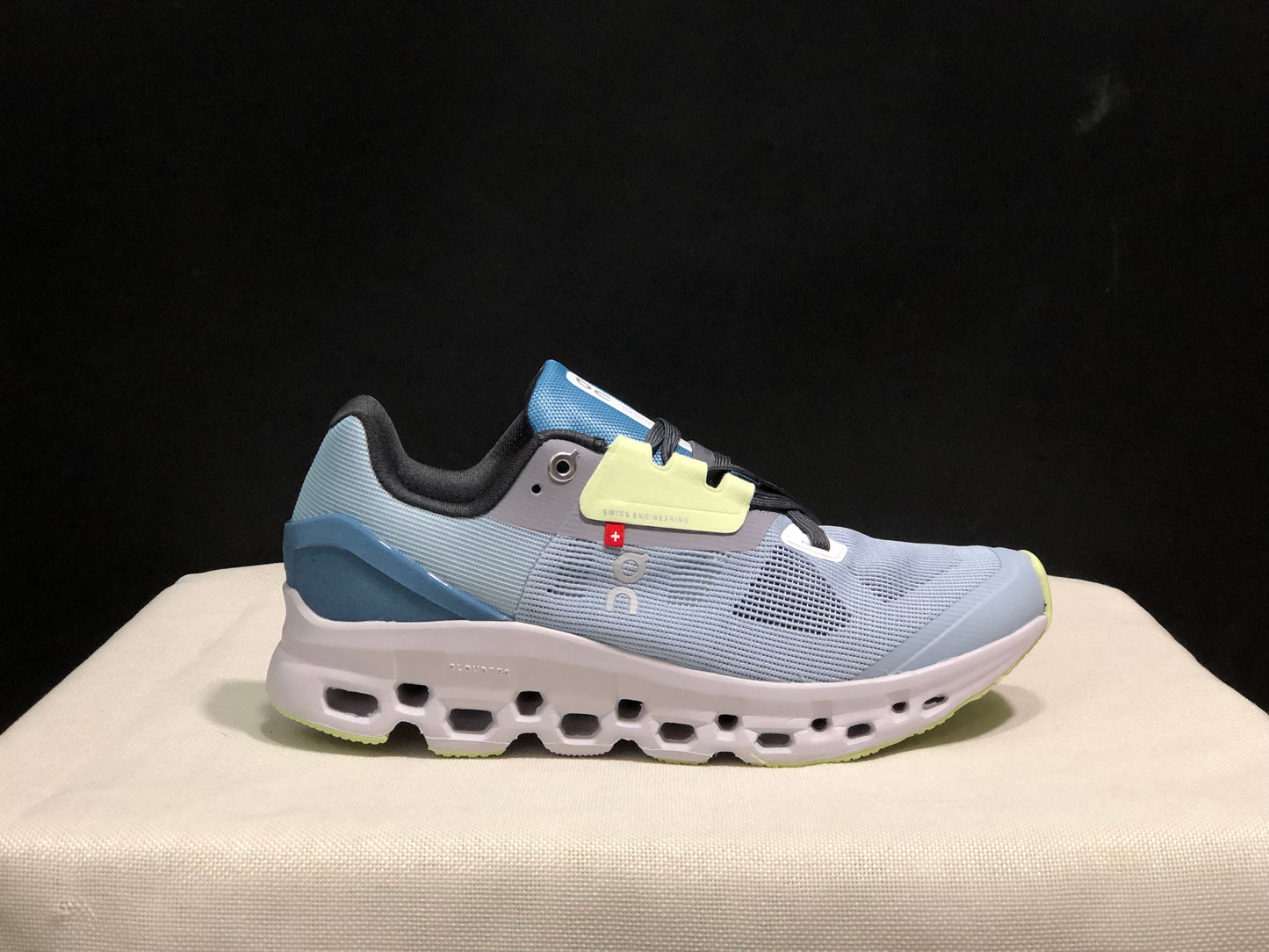 On Running Cloudstratus Breathable Support Running Shoes Grayish Blue