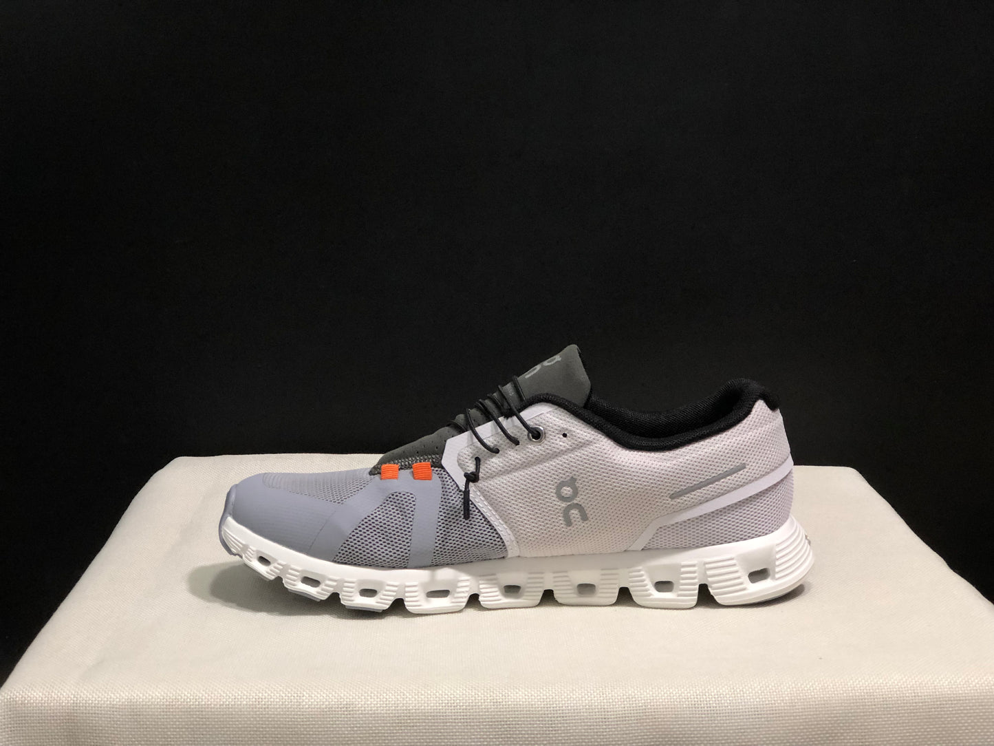 On Running Cloud 5 Lightweight Running Shoes Ivory White/Wolf Grey