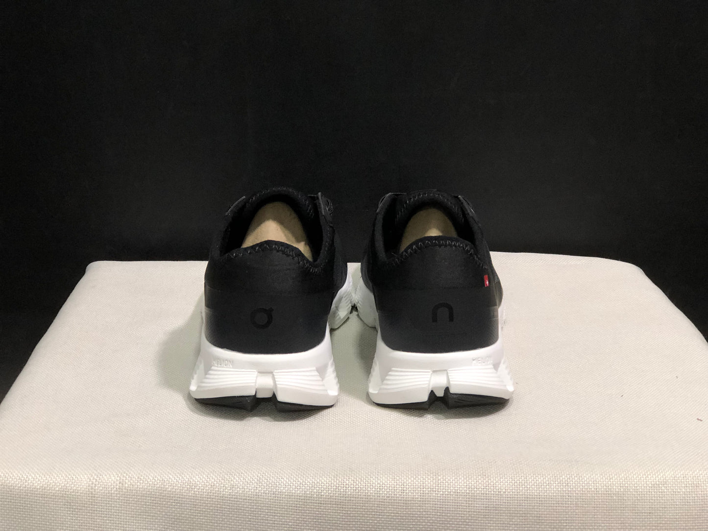 On Running Cloud X 3 AD Comfortable Wear-Resistant Training Shoes Black/White