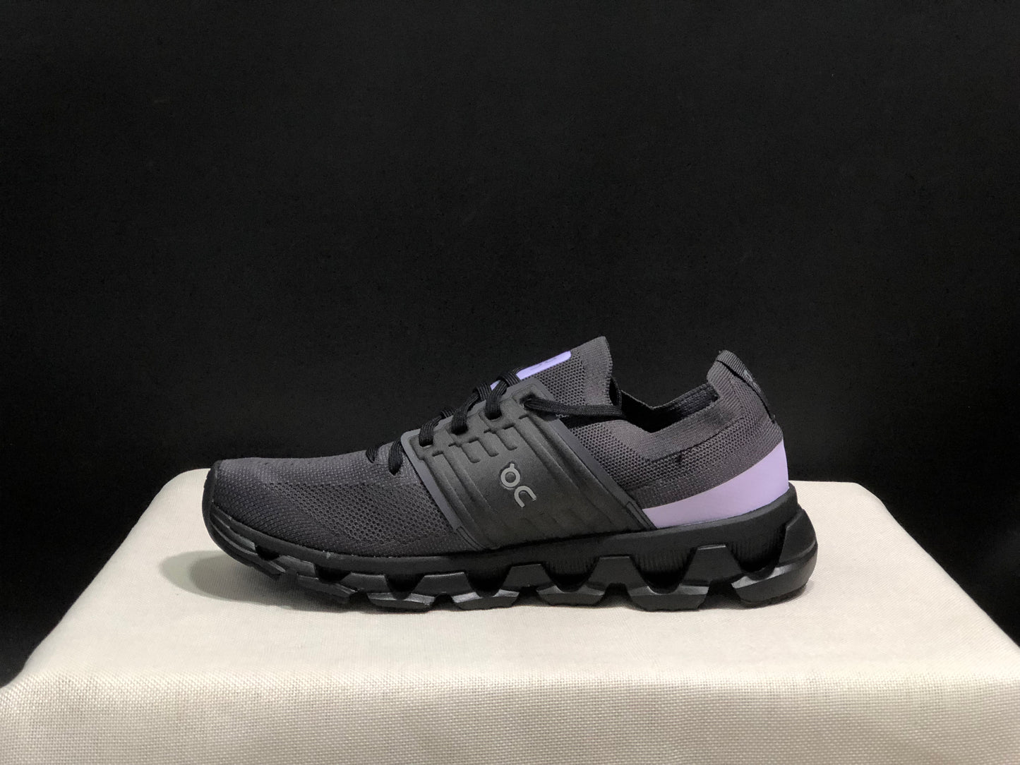 On Running Cloudswift 3 Trendy And Comfortable Running Shoes Dark Grey/Black