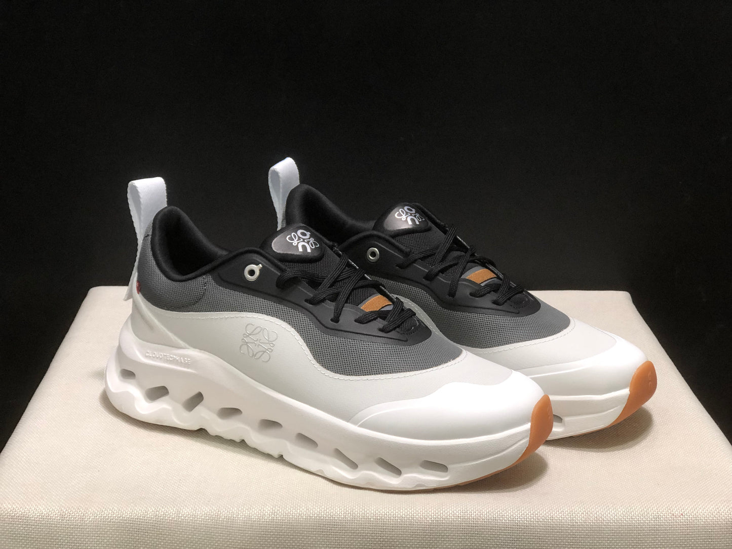 LOEWE x On Running Cloudtilt 2.0 Casual Sports Shoes Black/Ivory White