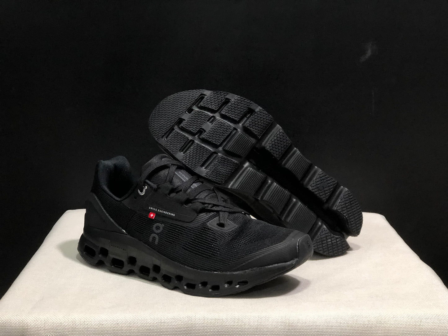 On Running Cloudstratus Breathable Support Running Shoes All Black