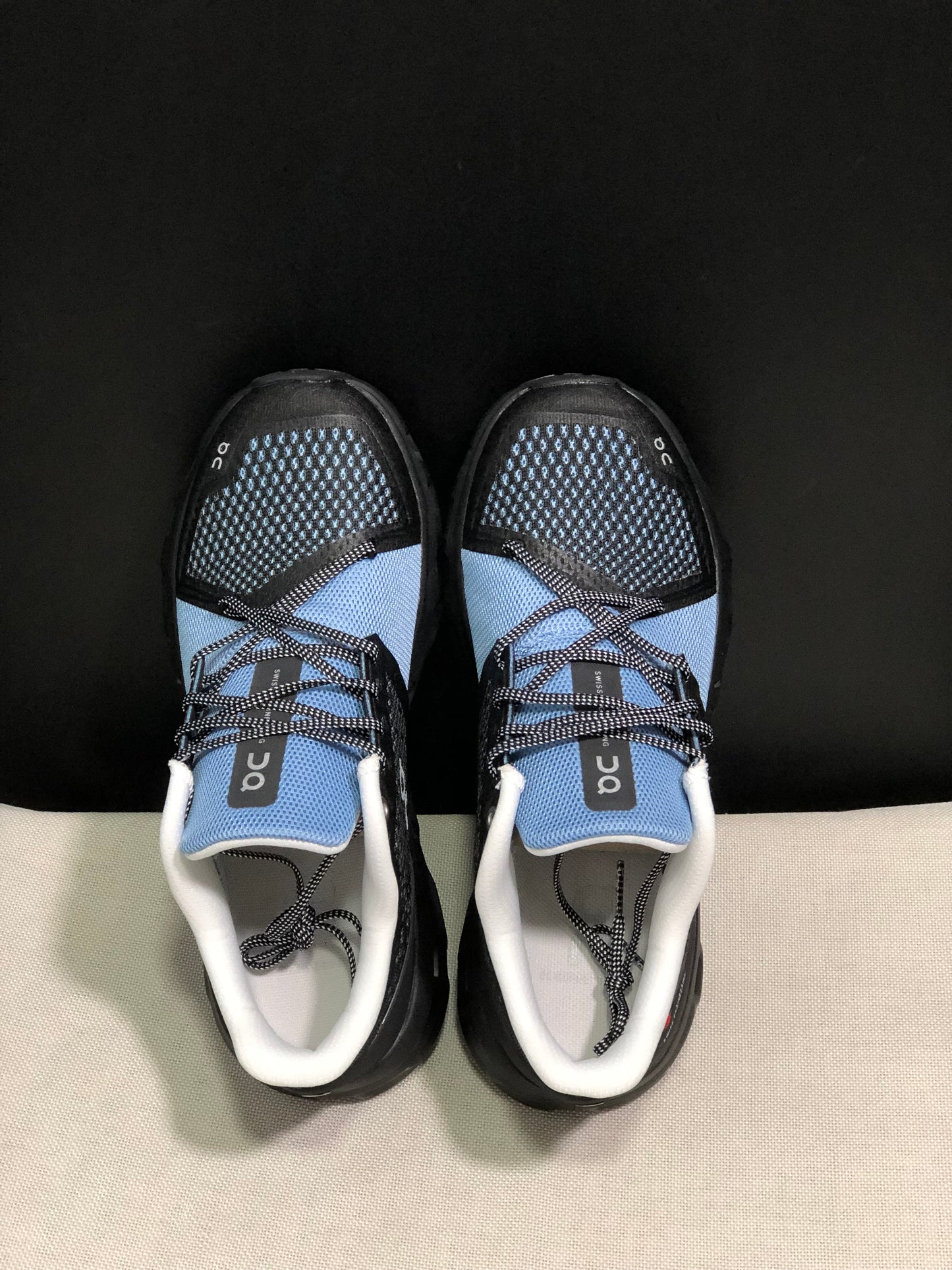 On Running Cloudstratus Shock-Absorbing And Breathable Running Shoes Black/Blue