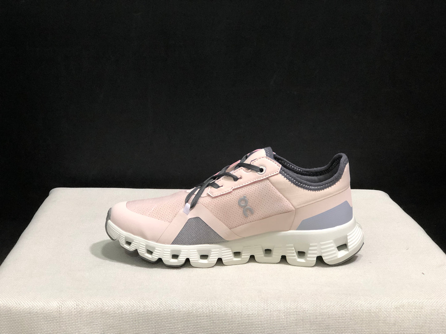 On Running Cloud X 3 AD Comfortable Wear-Resistant Training Shoes Shell/Powder