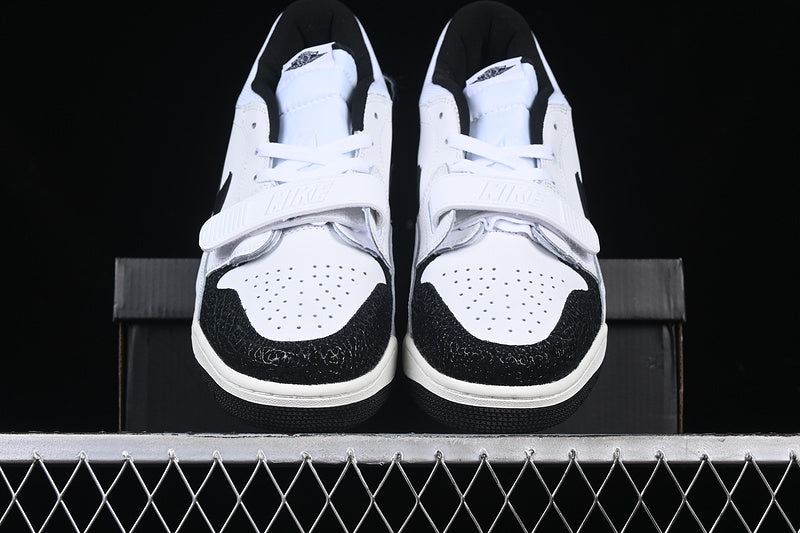 Nike Air Jordan Legacy 312 Low Black White Casual Sneakers