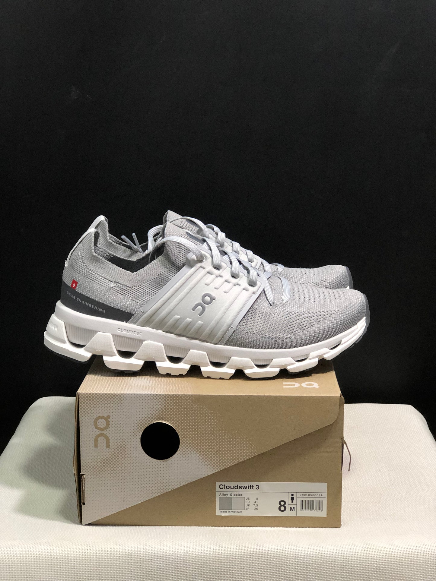 On Running Cloudswift 3 Trendy And Comfortable Running Shoes Alloy/Glacier