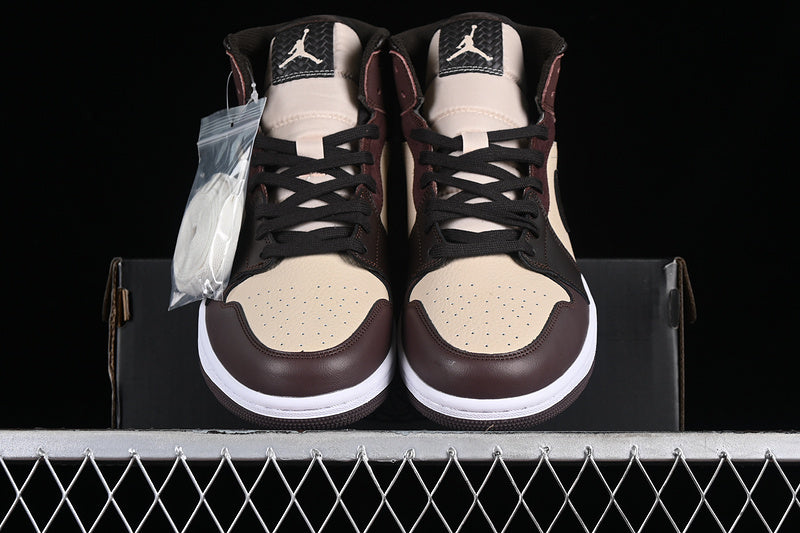 Nike Air Jordan 1 Mid SE Velvet Brown Sandrift Sneakers