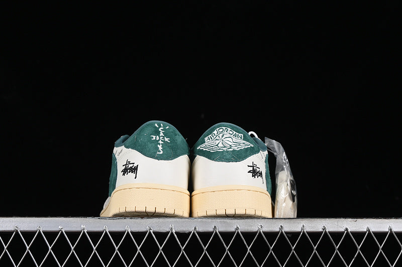 Nike Air Jordan 1 Low OG SP Travis Scott Fragment Design White Green Coconut Milk Sole Sneakers