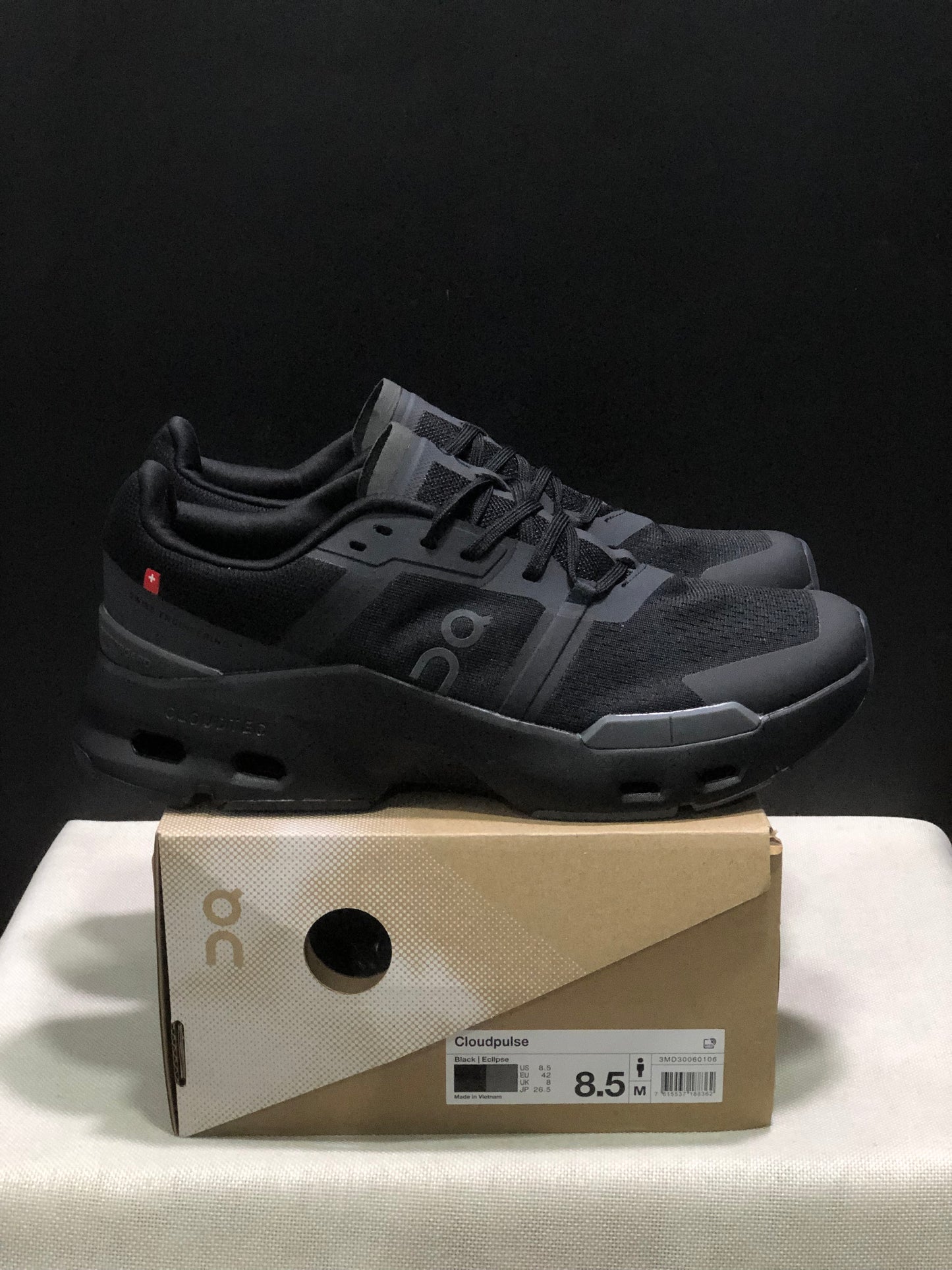 On Running Cloudpulse Comfortable Running Shoes Black/Dark Grey