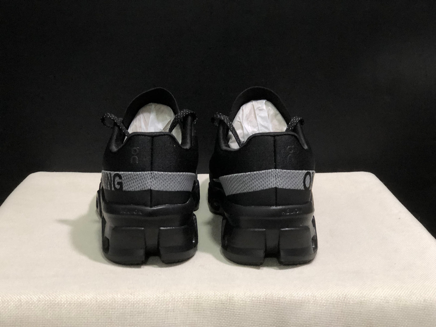 On Running Cloudmonster 2 Shock-Absorbing And Breathable Black Running Shoes