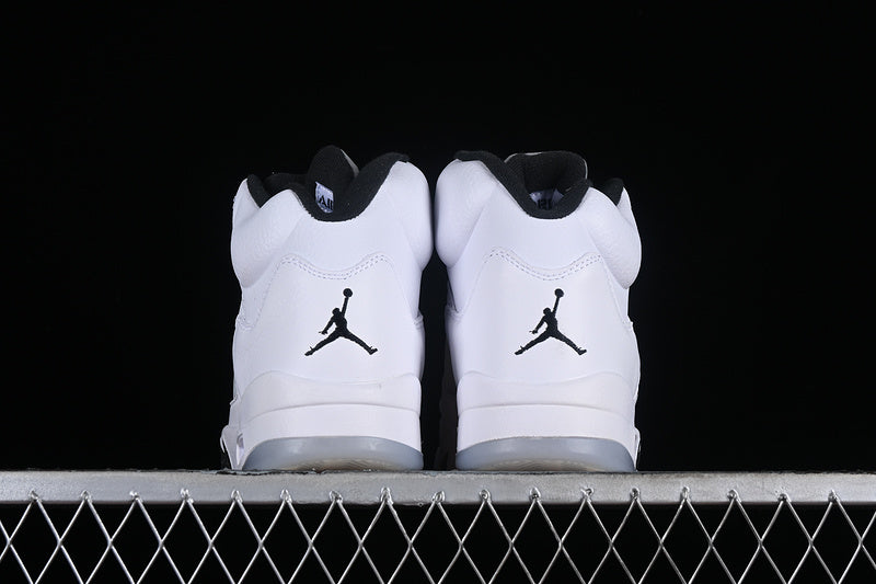 Nike Air Jordan 5 Retro Metallic SilverI White Sneakers