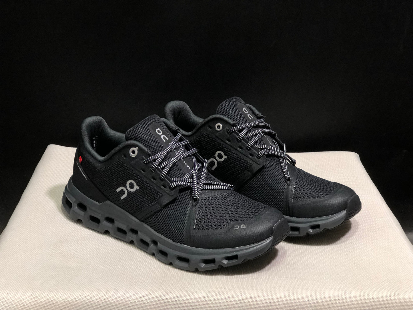 On Running Cloudstratus Shock-Absorbing And Breathable Running Shoes All Black