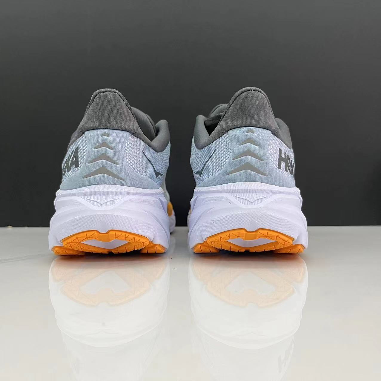 Hoka One One Clifton 8 Fashion Shoes Shock-absorbing Sneakers Silver-gray