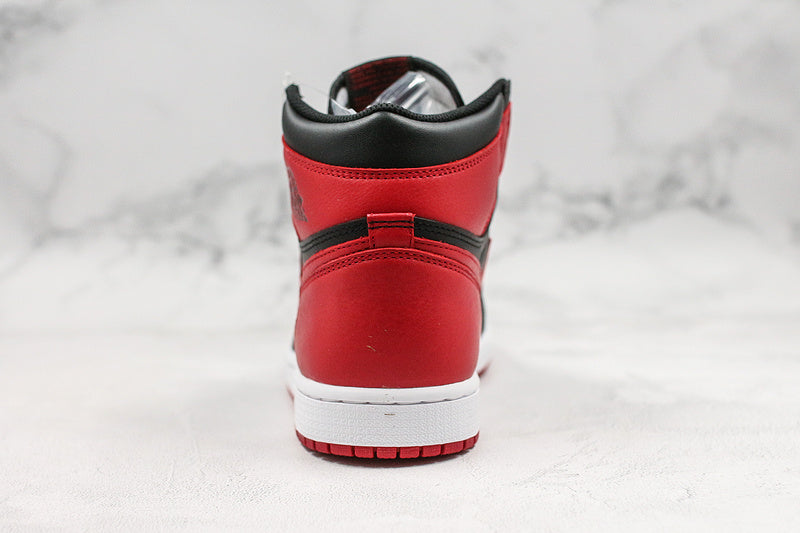 Nike Air Jordan 1 Retro High-Top Bred 2001 Black Red Leather Sneakers