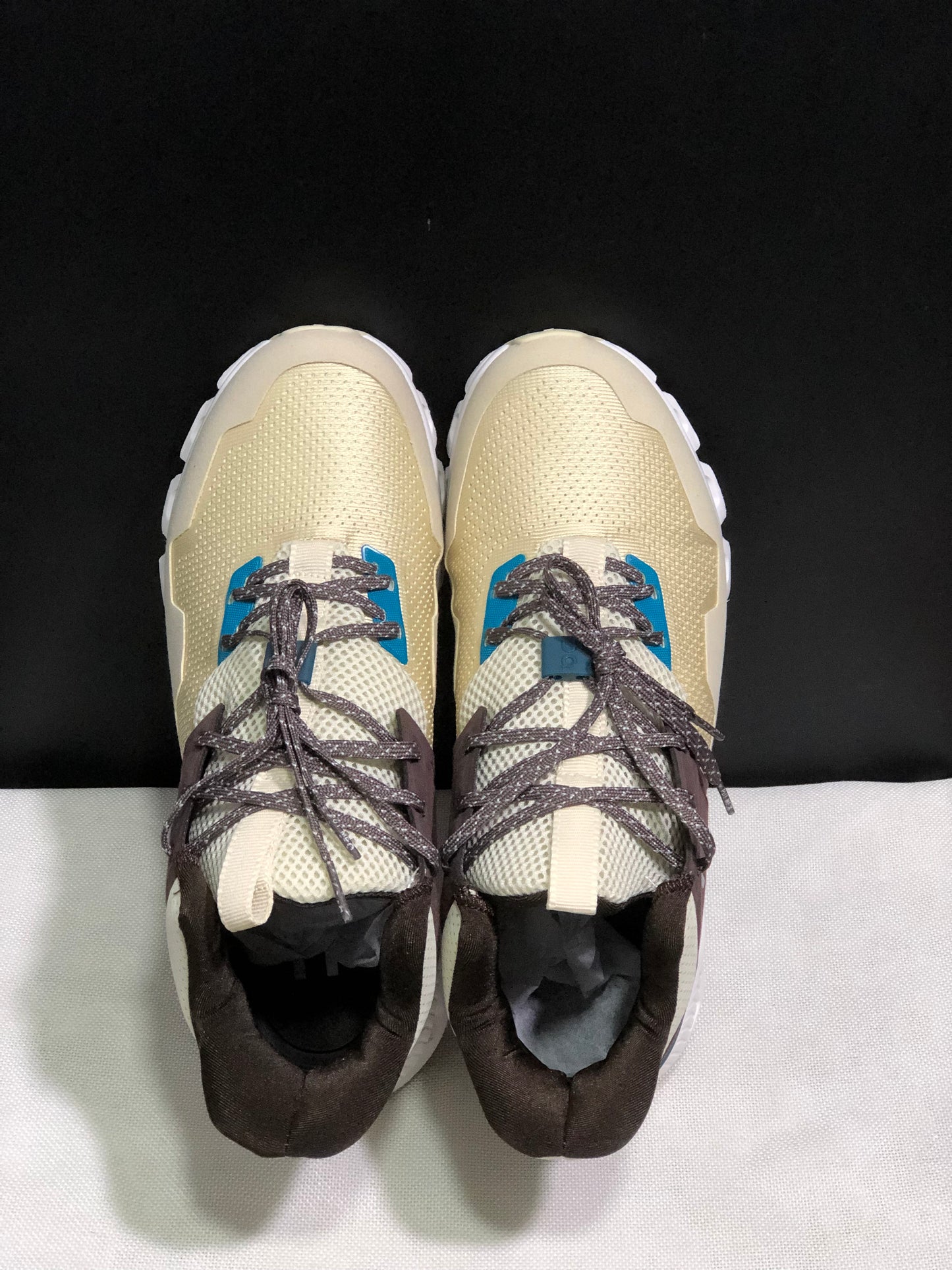 On Running Cloud Hi Edge Outdoor Training Running Shoes Brown/Khaki
