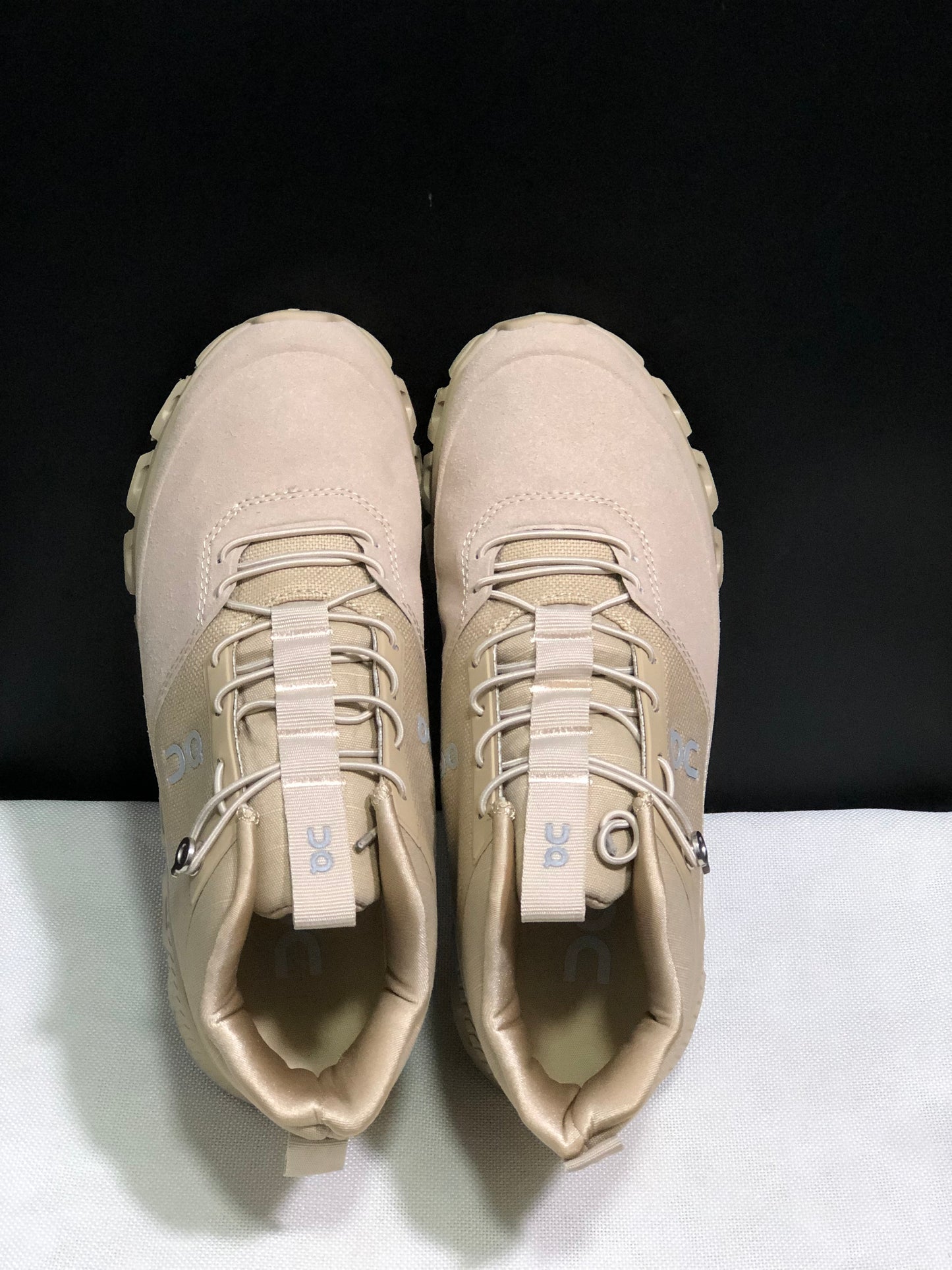 On Running Cloud Hi Edge Outdoor Training Running Shoes Light Brown