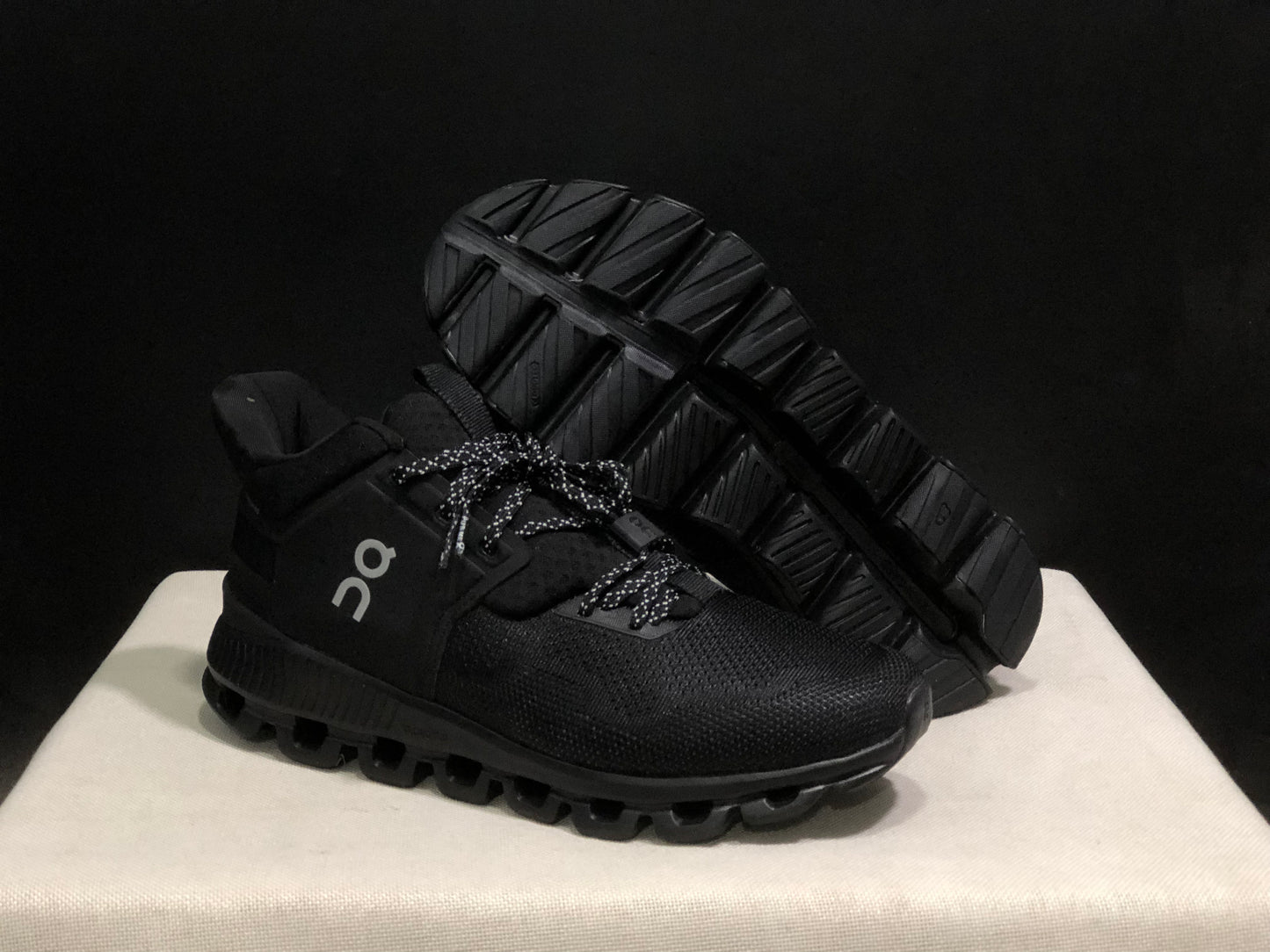 On Running Cloud Hi Edge Outdoor Training Running Shoes All Black