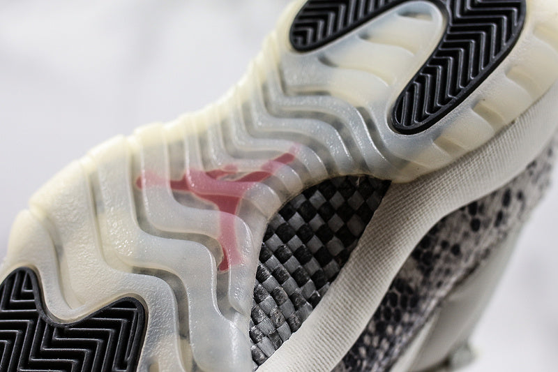 Nike Air Jordan 11 Retro Low-Top "Light Bone" Snakeskin White Sneakers