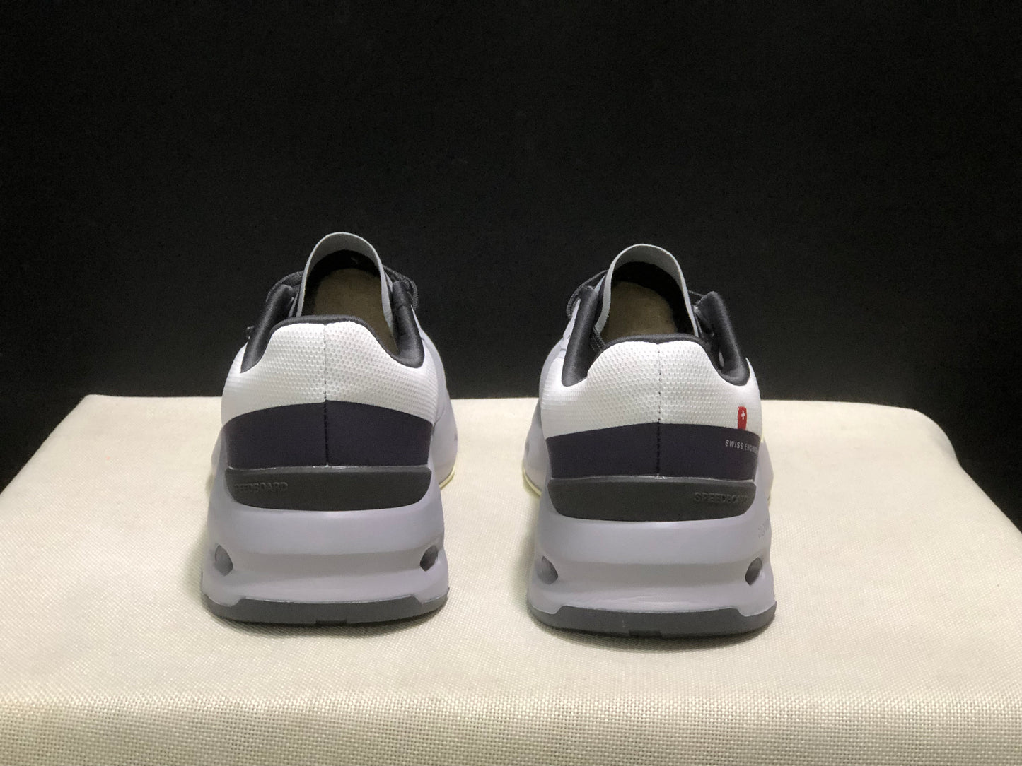 On Running Cloudpulse Comfortable Running Shoes Lavender/Seedling