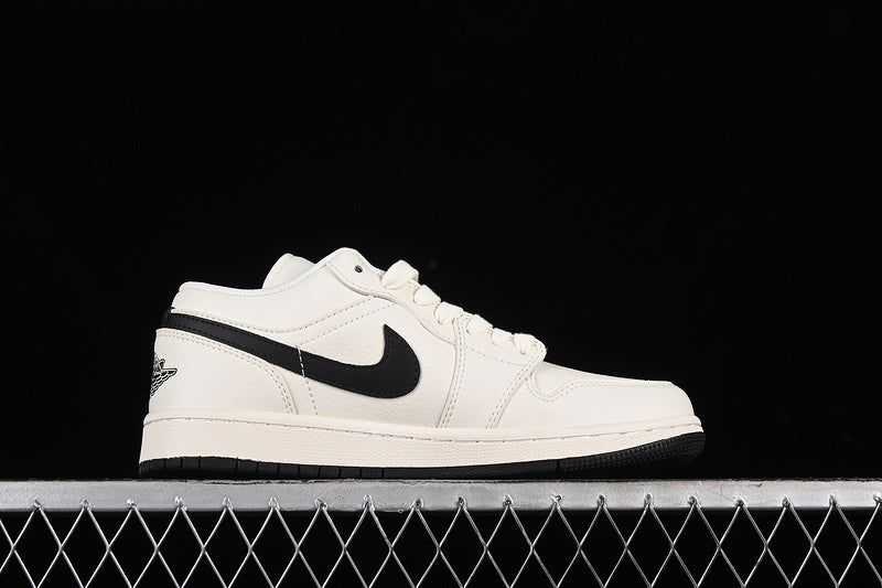 Nike Air Jordan 1 Retro Low Off-White Black Sole White Sneakers