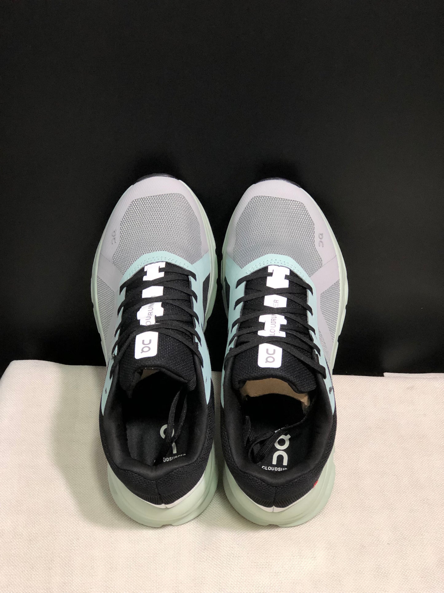 On Running Cloudrunner Anti-Slip Sports Running Shoes Alloy/Moss