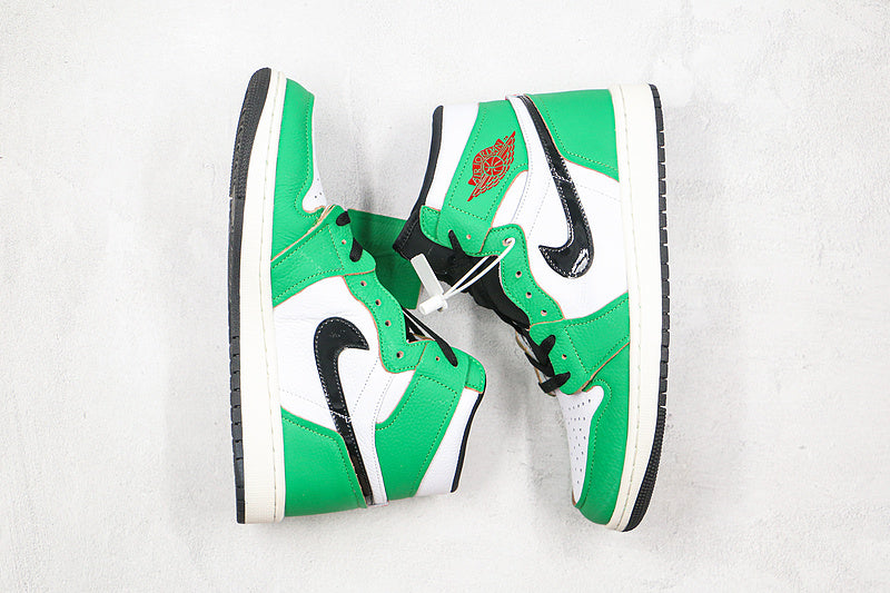 Nike Air Jordan 1 Retro High-Top OG Shoe Lucky Green White Sneakers
