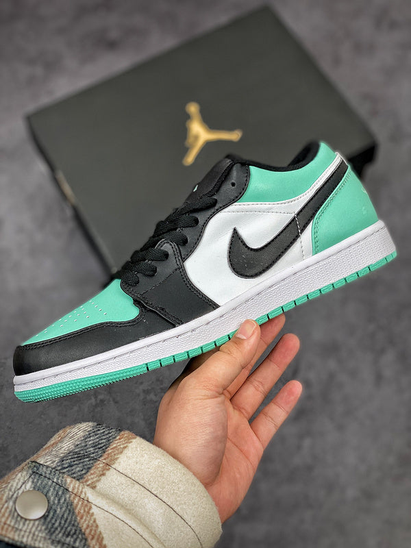 Nike Air Jordan 1 Low Verdancy Sneakers