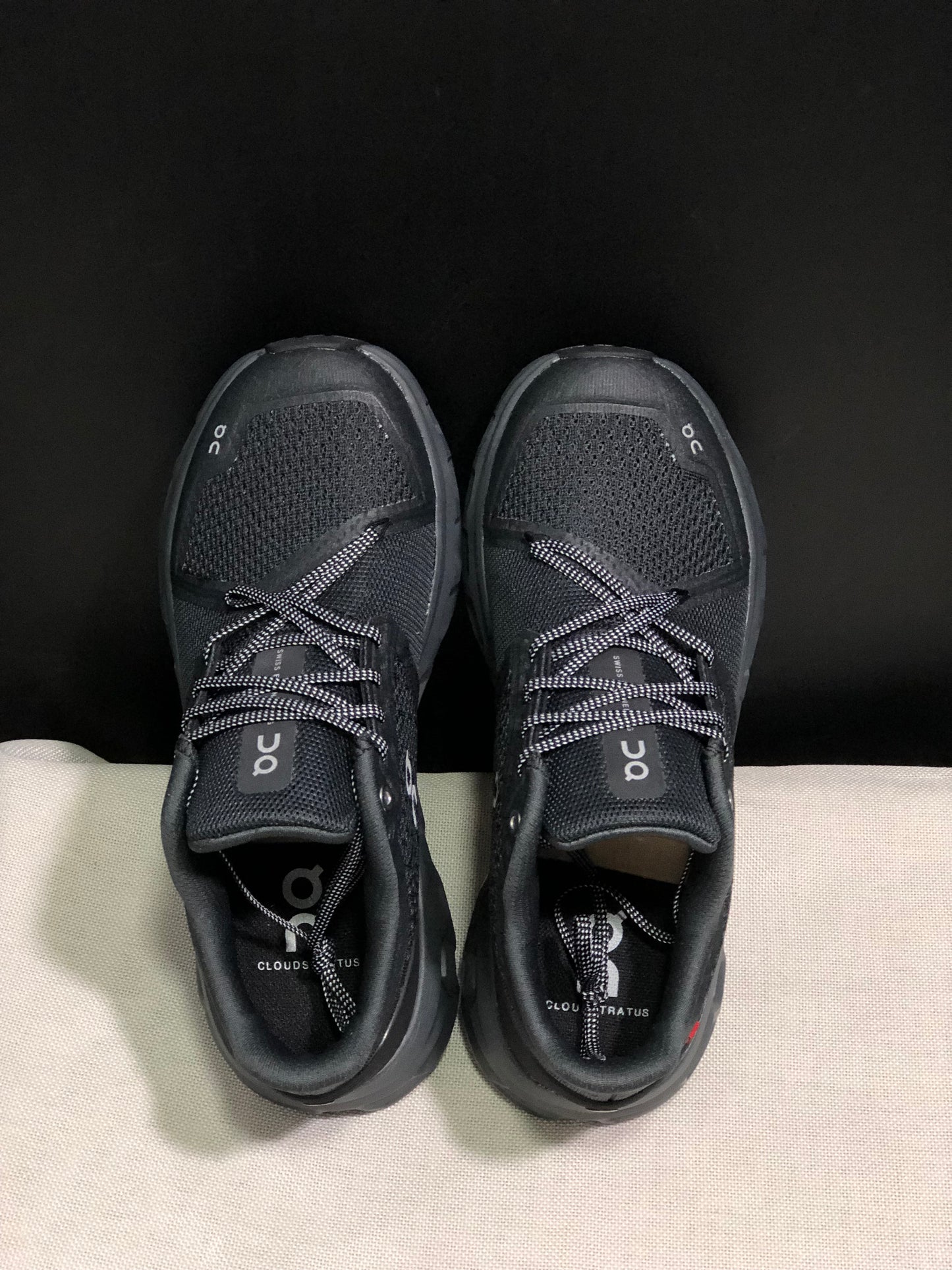 On Running Cloudstratus Shock-Absorbing And Breathable Running Shoes All Black