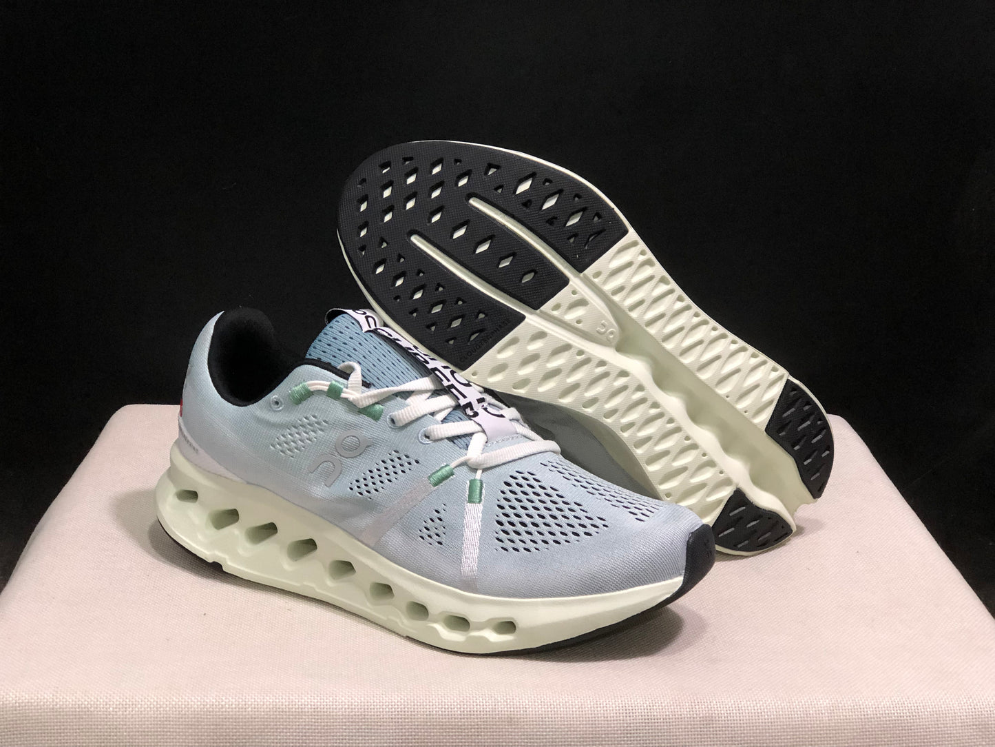 On Running Cloudsurfer Training Anti-Slip Running Shoes Mineral/Aloe
