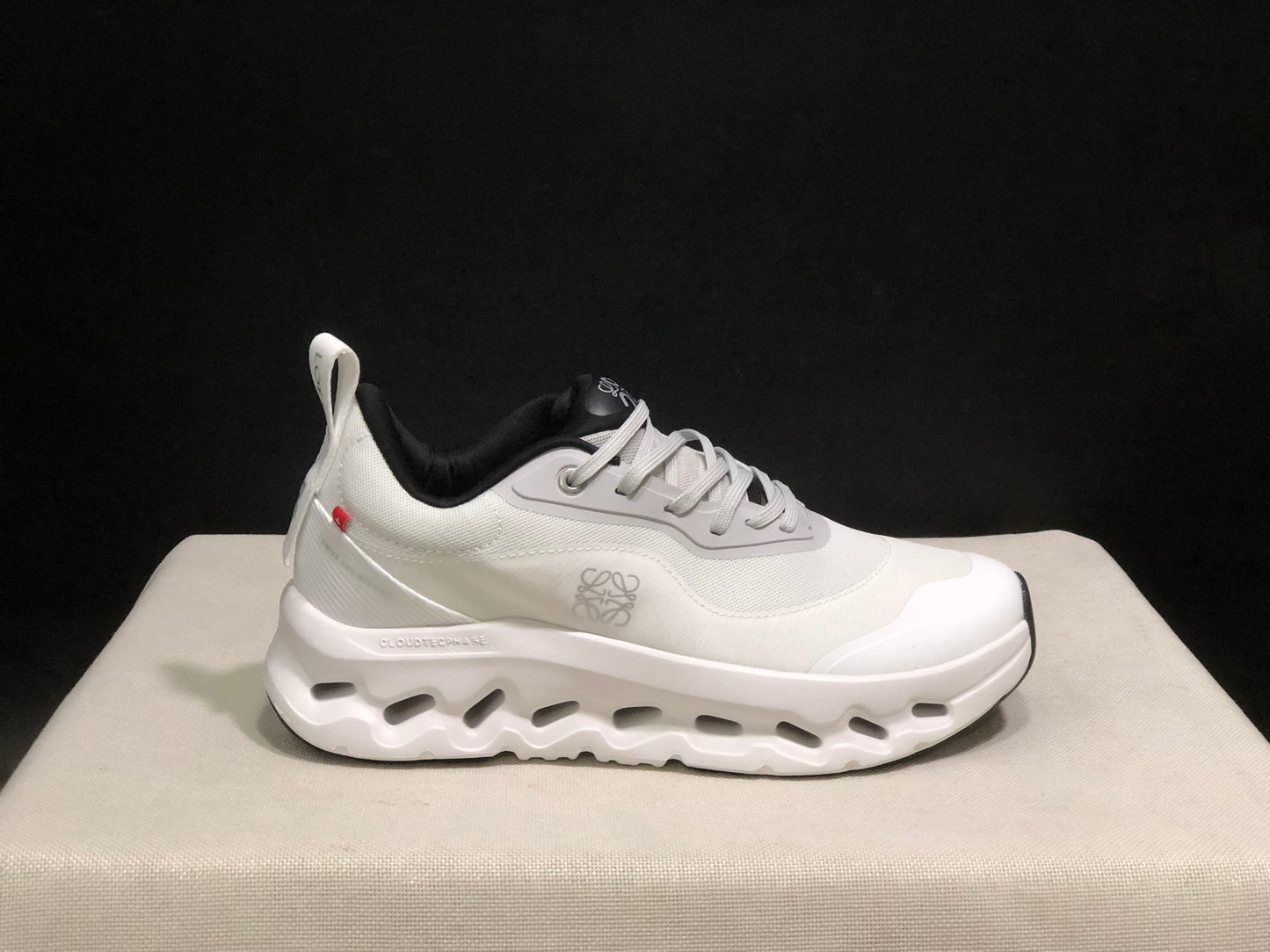 LOEWE x On Running Cloudtilt 2.0 White Casual Sports Shoes