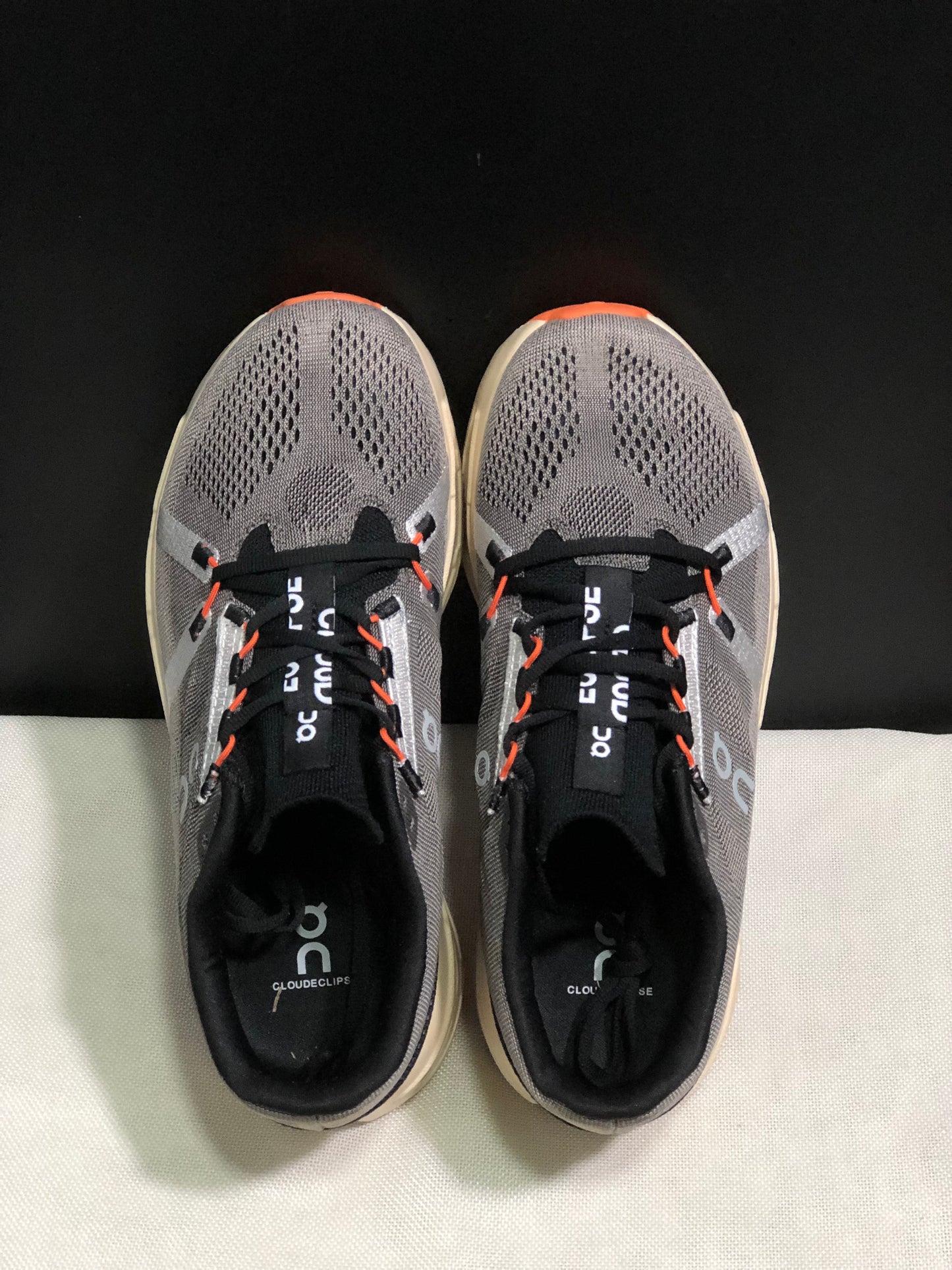 On Running Cloudeclipse Soft And Comfortable Running Shoes Fade/Sand