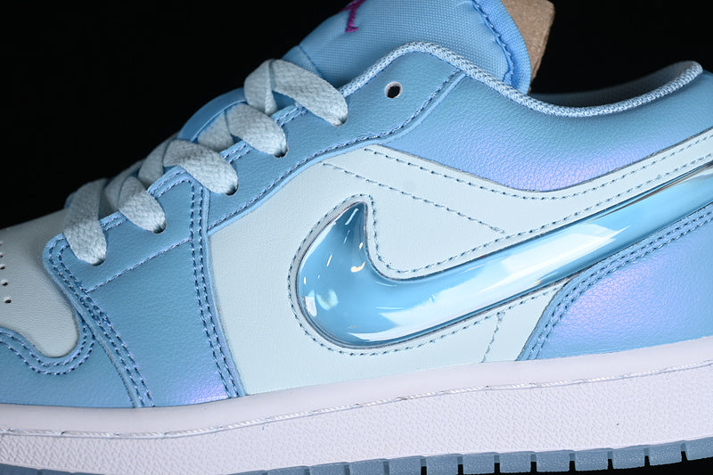 Nike Air Jordan 1 Low Aquarius Blue GlacierL Blue Hyper Violet Sneakers