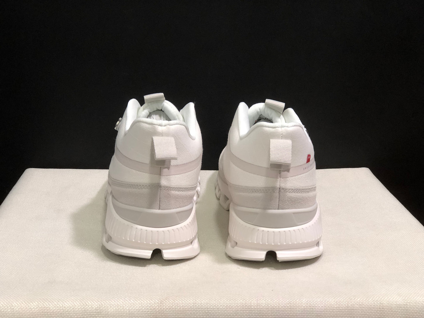 On Running Cloud Hi Edge Outdoor Training Running Shoes White/Ivory