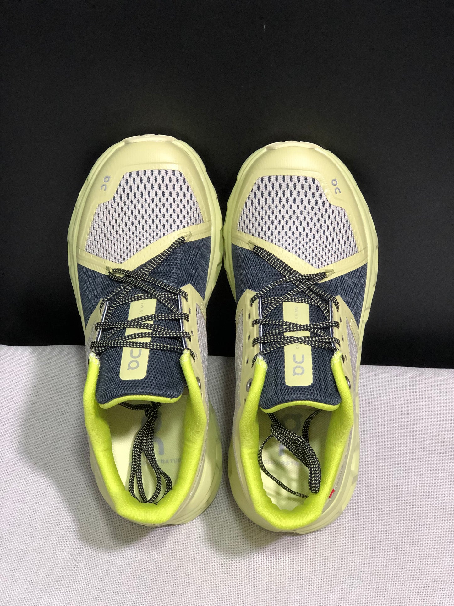 On Running Cloudstratus Shock-Absorbing And Breathable Running Shoes Yellow/Drak Grey