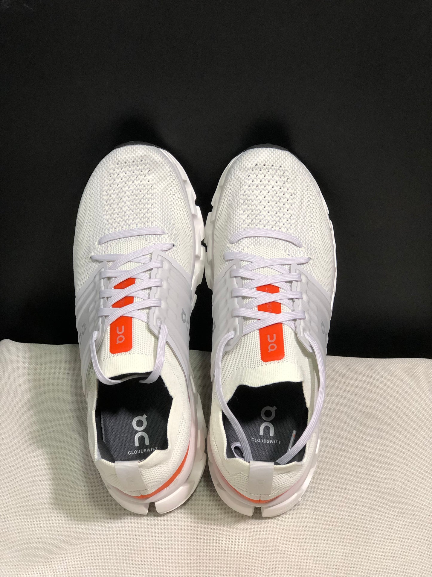 On Running Cloudswift 3 Trendy And Comfortable Running Shoes Ivory/Orange