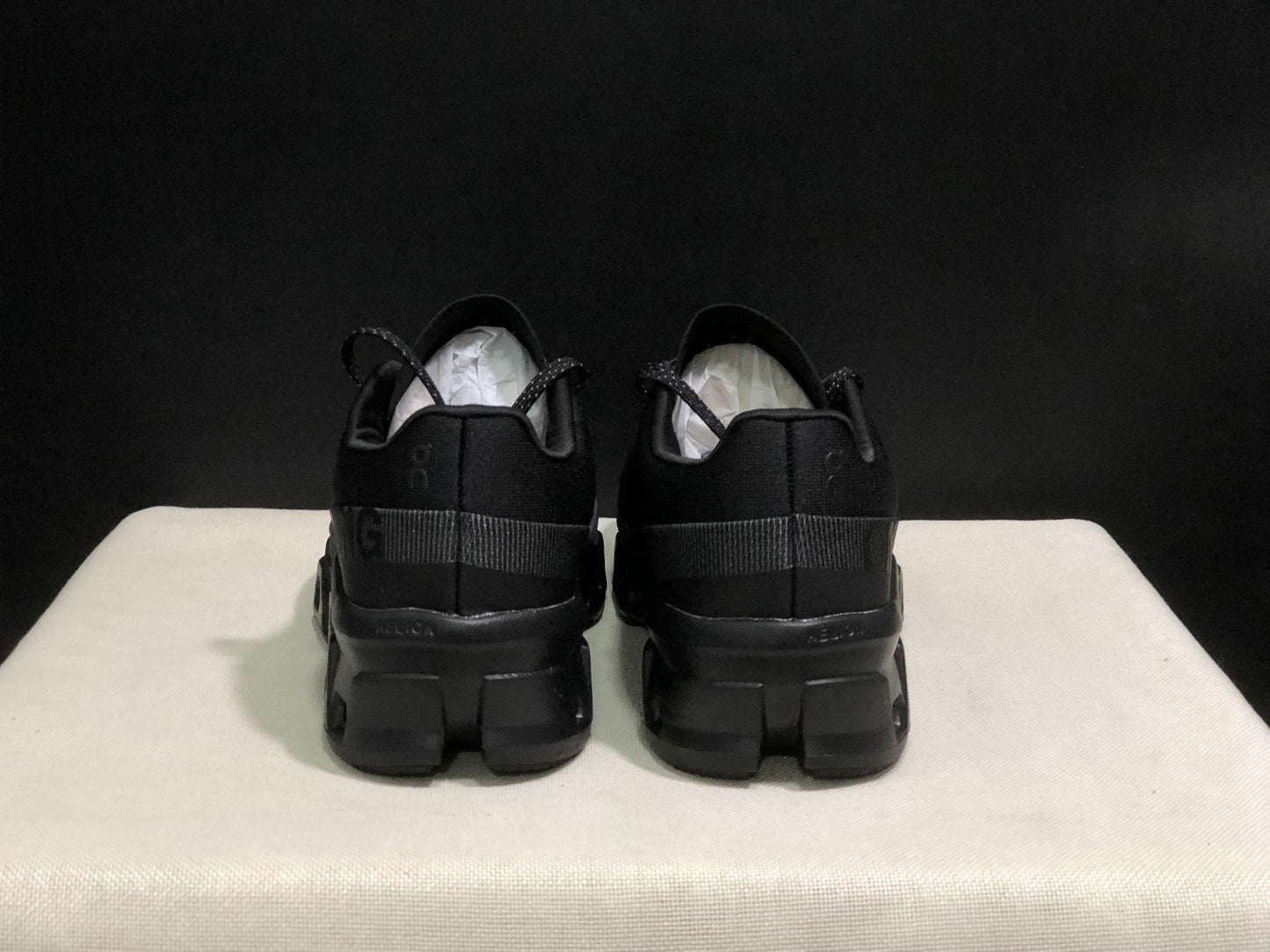 On Running Cloudmonster 2 Shock-Absorbing And Breathable Running Shoes Black