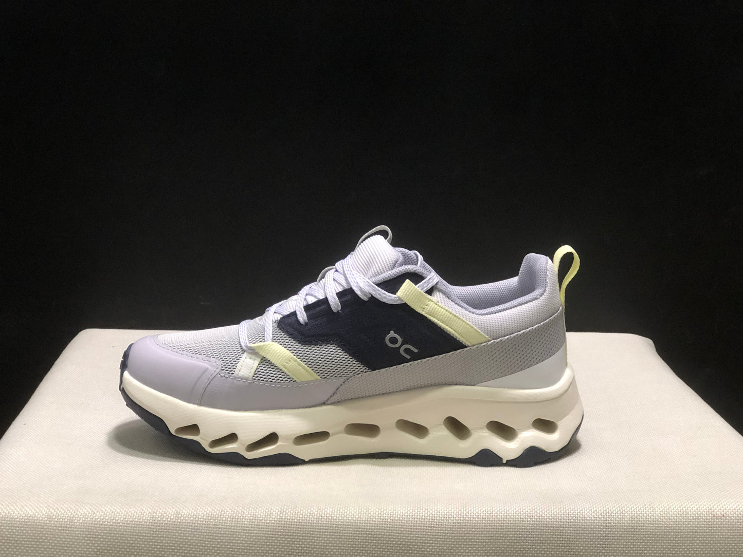 On Running Cloudhorizon Comfortable Hiking Shoes Lavender/Ivory